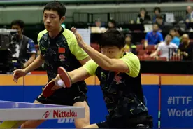 乒乓球——日本公开赛：马龙/许昕男双夺冠图片