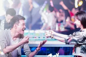 王子文、王凯拍亲密戏，撕坏真丝裙，可见感情深啊！图片