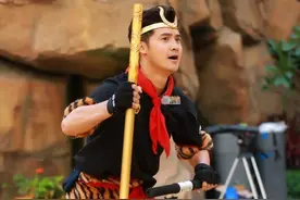 田亮悟空扮相，脚骑平衡车，自称俺老孙来了图片