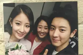 韩娱：朴灿烈实力诠释小时候可爱长大帅无边际 一家子全是高颜值图片