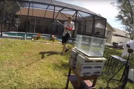 千万不要将融化的盐倒入水中，因为下一秒发生的事情你会看傻眼图片