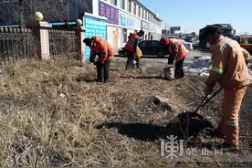 哈尔滨开展出入城口春整行动 清理各类垃圾5000余吨图片