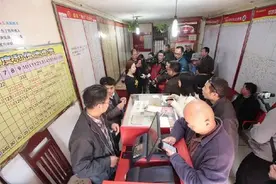 湖北汉阳彩民4元中得双色球1650万大奖图片