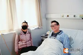 刘强东捐100万救治的尿毒症兄妹 先后在郑州医院成功换肾图片