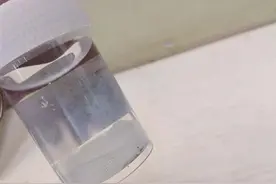 “自制水晶泥”被曝含硼砂 可致儿童中毒图片