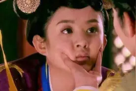 影视剧中的捏脸杀，赵丽颖很“绝望”，杨幂看着好疼图片