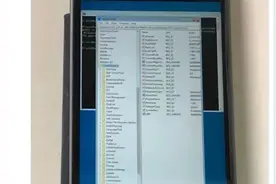 大神威武！Lumia 830上成功运行 ARM版 Windows 10图片
