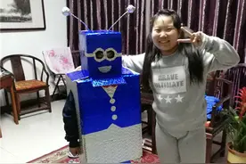 纸做衣裙箱做铠甲 博奥学校开展变废为宝活动图片