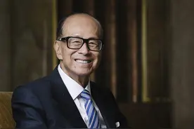 “超人”李嘉诚退居二线    长子李泽钜扛起“长和系”大旗图片