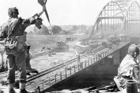 盟军敢死队第16关遥远的桥 原来守护的桥是市场花园行动要用的