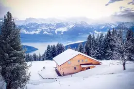 卑斯皇后｜沐浴雪山之巅的温泉图片
