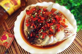 剁椒鱼头～湘菜香韵图片