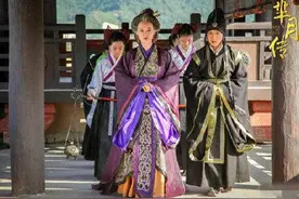 孙俪芈月老年照曝光：满头白发皱纹横生显老态图片