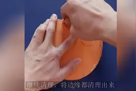 乒乓球胶皮和底板清除旧胶水层小窍门，胶皮边角余料不要扔有大用视频封面