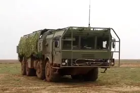 中国东风威力到底有多恐怖？专家公布一视频，国人被场面实力震撼