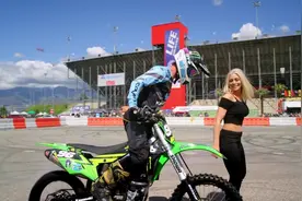 【Dirt Shark：美女与野兽】2018 Monster Energy 纳斯卡杯  劲爆