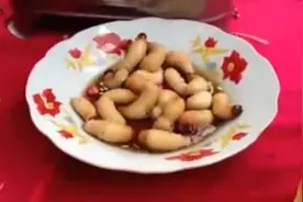 重口味慎入，越南必吃美食，看完整个人都不好了图片