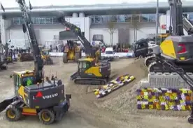 这，才是真正的机械舞！据说这个舞蹈花费近亿元！图片