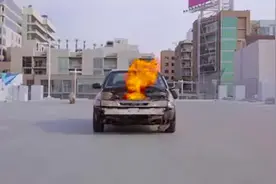 外国朋友装土豪，最后弄出了大笑话，以后还是别装了图片