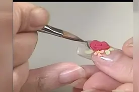 3D美甲彩绘教程，雕花技术视频教学怎么用排笔画花图片