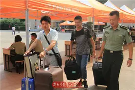 写给班长的情书图片