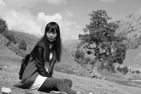 德令哈的柏树山是您珍藏我的青春图片