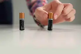 如何判断电池还有没有电？教你一秒分辨！视频/图图片