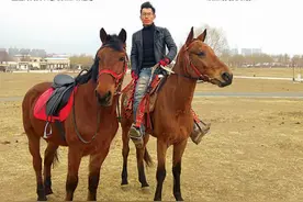 内蒙古：坐实的“骑马上学”其实是遛马图片