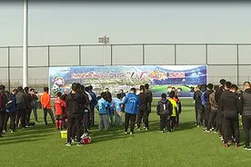 黄河以北六县区“1+1”足球邀请赛在沾化区举行图片