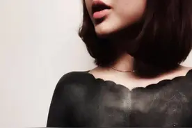 身体发肤受之父母，国外美女把“胸”纹没了！图片