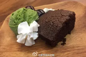 Kimi做的蛋糕有模有样 网友：Kimi睫毛太长了图片