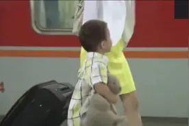 马苏带着儿子回到赵学鹏的身边，在闺蜜的撮合下再续前缘！