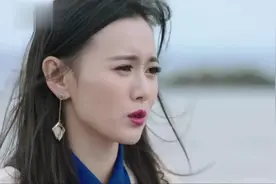 女孩以为自己是孤儿，突然多了一个和她长得一模一样的姐姐！视频封面