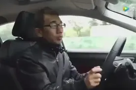 互有胜负？名爵6对比思域真的如此吗？不是秒天秒地秒空气吗_视频封面