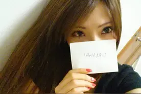 正妹网友的卸妆过程，网友：差距怎么可以这么大！图片