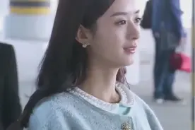 赵丽颖回国后居然是他来接机，真的是很帅，看得我都羡慕了