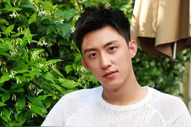 160607 黄景瑜将接受爱豆专访，欢迎太太们踊跃提问！图片