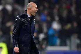 齐祖打趣:C罗的倒勾很炸裂 但我的天外飞仙更精彩图片