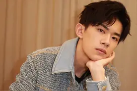 中戏艺考成绩公布，易烊千玺夺话剧影视表演专业第一图片