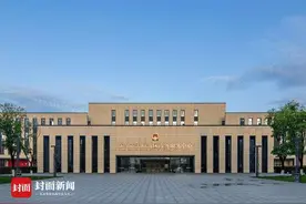 成都天府新区落户周日也可办理啦！具体办理时间地点看这里图片