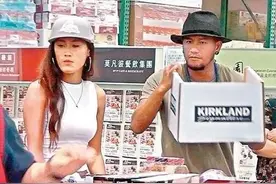 张震岳被曝未婚当爸 被拍到陪交往7年女友产检图片