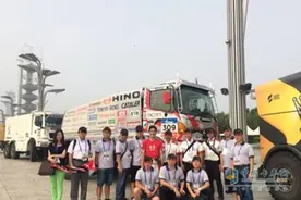 2016丝绸之路拉力赛收官嗨动鸟巢   日野战车成绩棒棒哒～图片