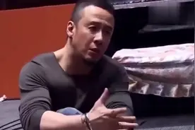 杨坤名下豪车曝光，一辆比一辆牛，有钱就是任性啊！视频封面