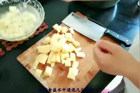 土豆切开不好保存，教你简单一招，放几天也不变黑