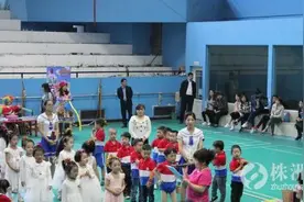 百翔·瑞吉欧幼儿园举行“放飞童心，快乐同行”庆六一活动图片