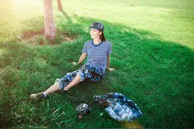 军训归来的清纯养眼美女校花图片