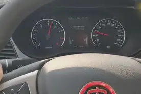 比亚迪宋，暴力6000转起步 不够劲视频封面