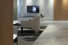 半包7万装修115平新房，任性老婆将客厅装的太空旷！图片