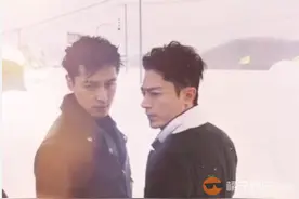 冬季恋哥｜胡歌霍建华雪地打闹基情满满，这么酥辣还要女友干嘛图片
