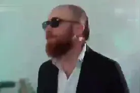 由罗马尼亚歌手演唱的洗脑神曲《panama》，魔性十足！